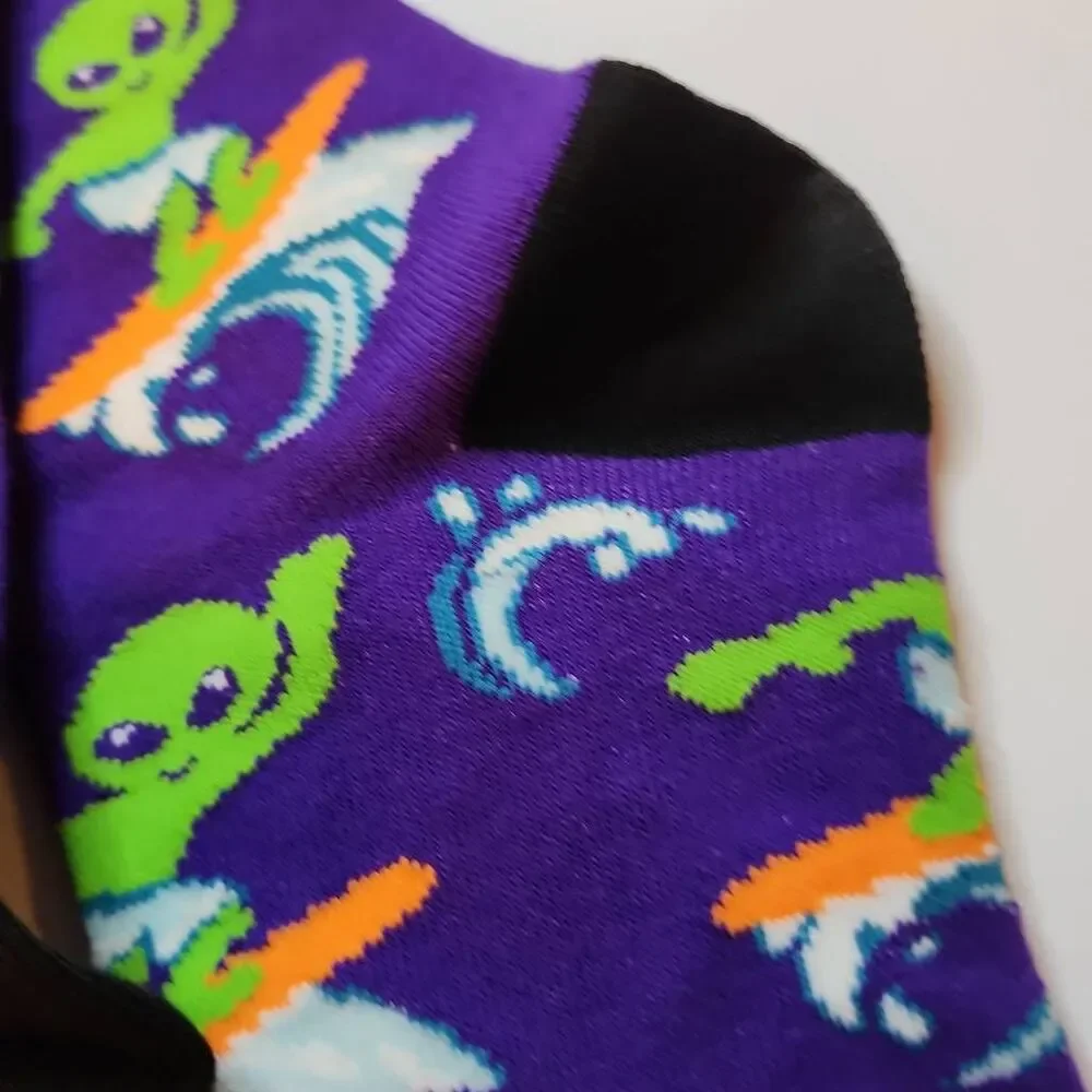 Cansok 1 Pair of Surfing Alien Colorful Socks Adult Size